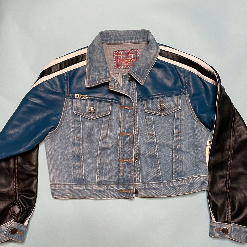 Cropped denim jacket